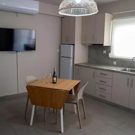 Апартаменты Tsabas Beach Side Apartments Τσαμπασ Παραλιακά Διαμερίσματα 3 *