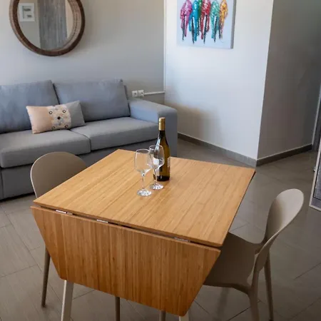 TSABAS BEACH SIDE APARTMENTS ΤΣΑΜΠΑΣ Παραλιακά διαμερίσματα 3 شقة Kastro-Kyllini