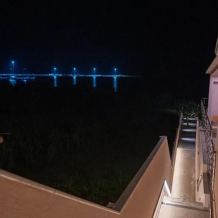 شقة TSABAS BEACH SIDE APARTMENTS ΤΣΑΜΠΑΣ Παραλιακά διαμερίσματα 3