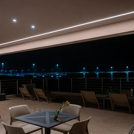 TSABAS BEACH SIDE APARTMENTS ΤΣΑΜΠΑΣ Παραλιακά διαμερίσματα 3 Apartman