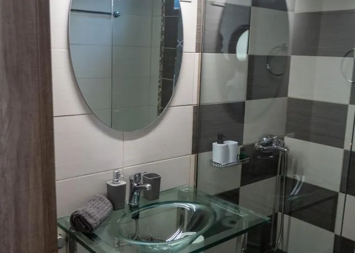 TSABAS BEACH SIDE APARTMENTS ΤΣΑΜΠΑΣ Παραλιακά διαμερίσματα 3